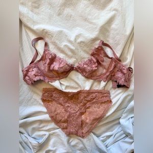 Victoria’s Secret PINK bralette Size 32DD